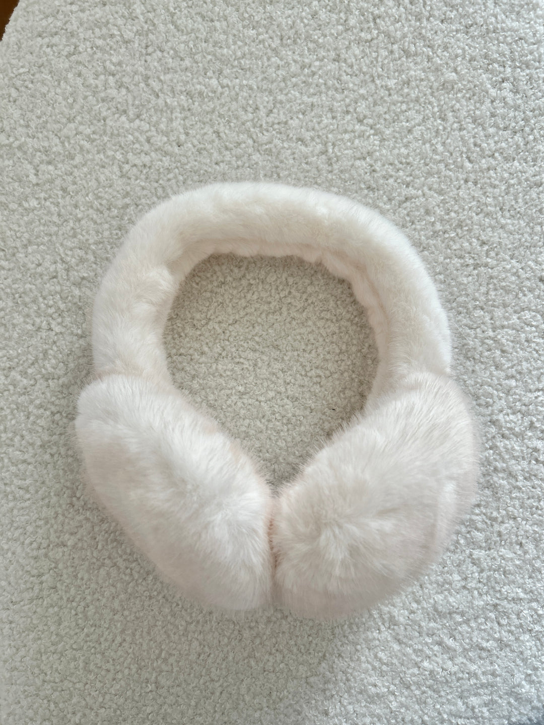 Caches-oreilles Loriane