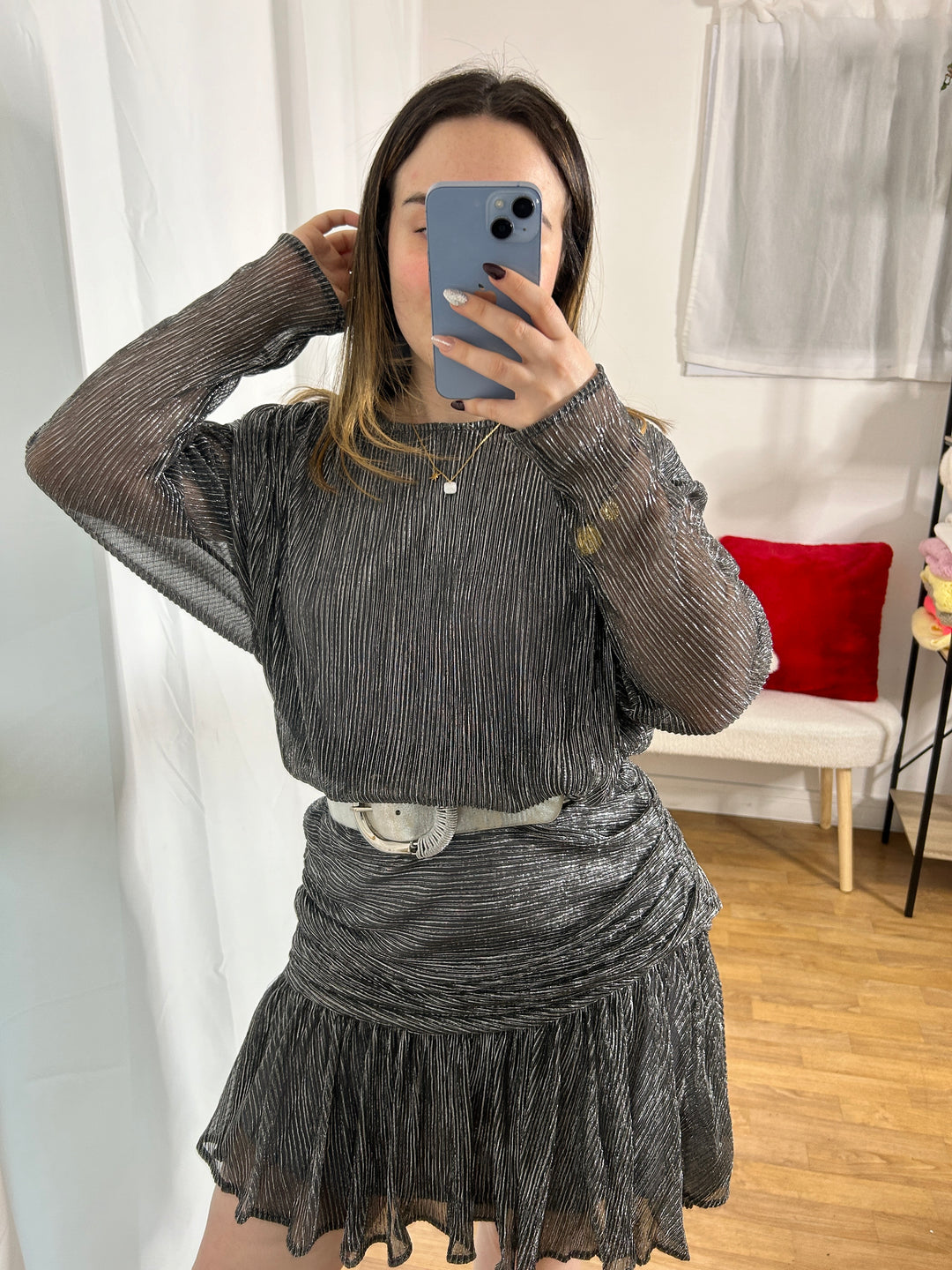 Robe courte drapée brillante