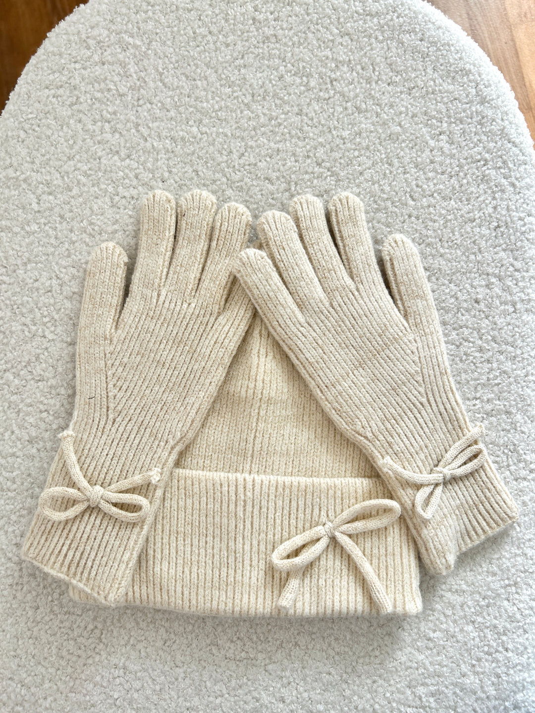 Gants brillants à noeud Constance