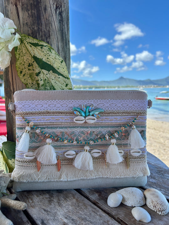 Pochette bohème bleue
