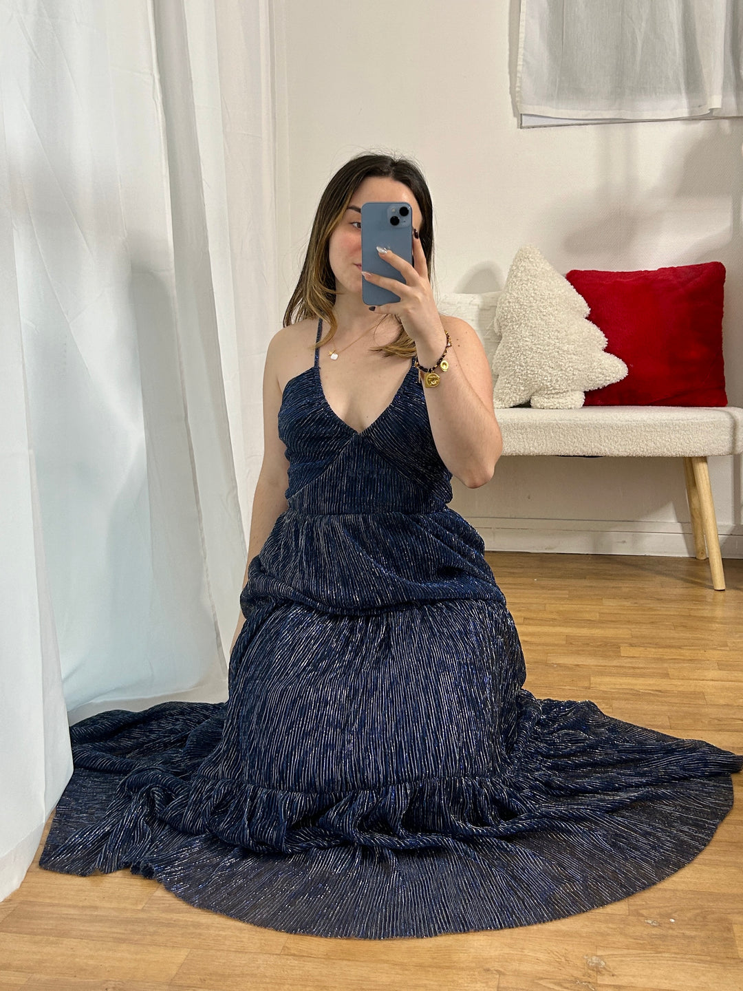 Robe longue dos nu brillante