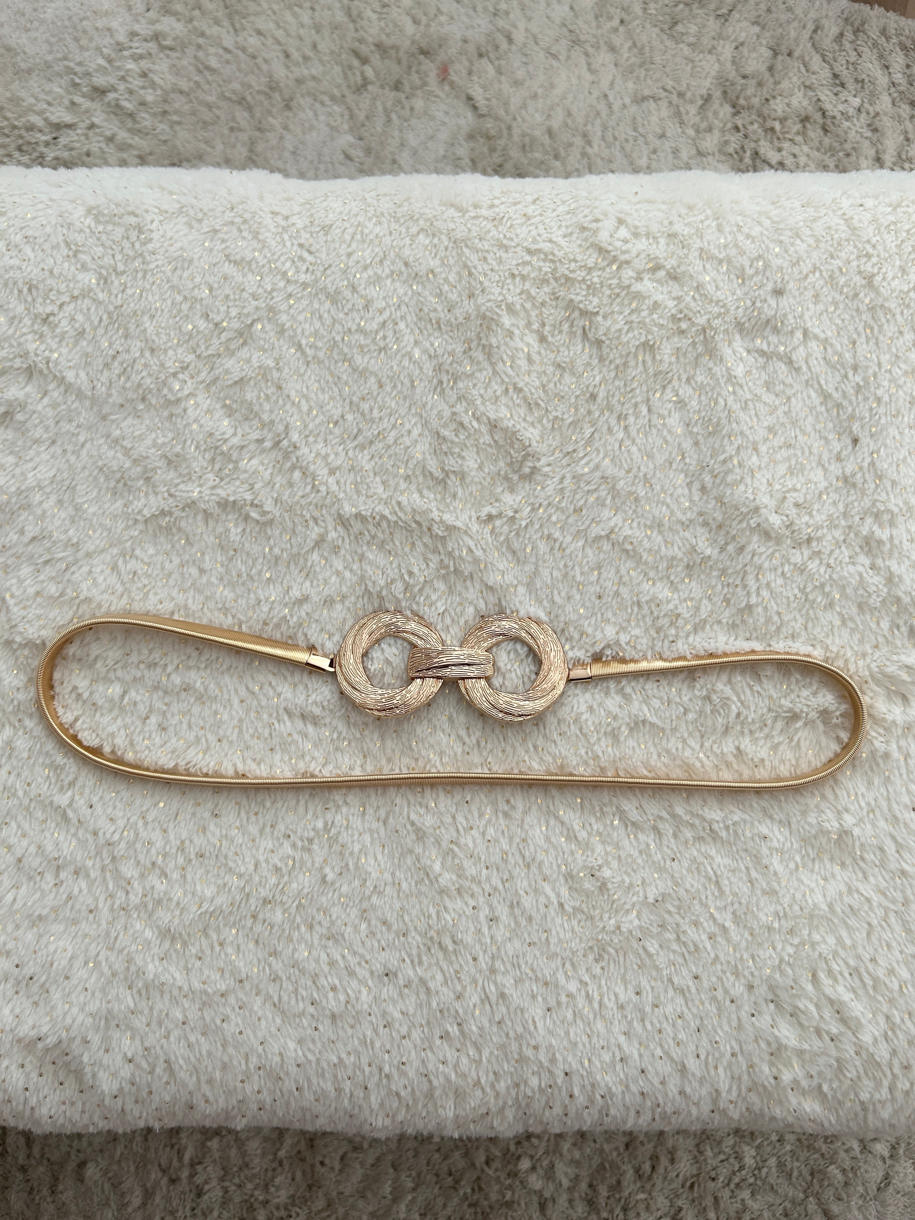 Ceinture dorée taille haute top